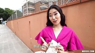 Schnelles Geld für einen asiatischen Blowjob