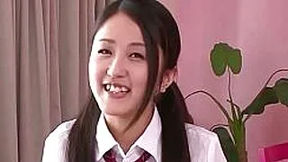 Ai Wakana, Asyalı bir erkeğin sert kremalı cinsel ilişki sahnesine tanık oluyor.